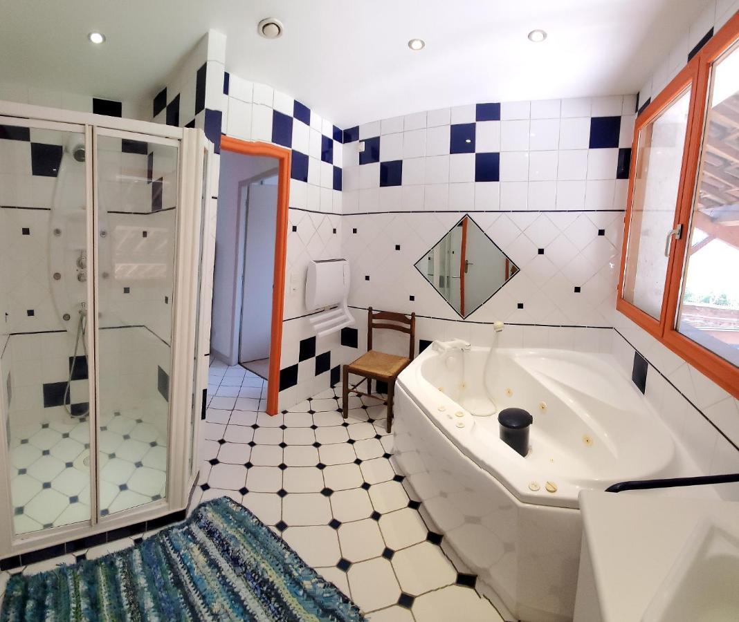 Chambres A La Campagne Moirans Εξωτερικό φωτογραφία